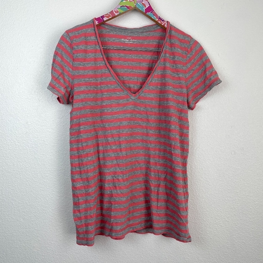 J. Crew gray/pink striped v neck size L // 1854